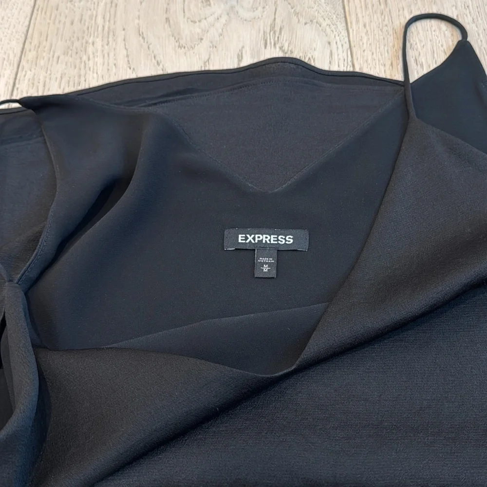 Express Double-V Tank Top w/ Double Layer in Black Size Medium - Picture 5 of 8